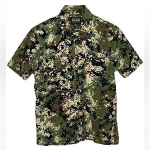 Dogg Supply by Snoop Dogg Button Down Shirt with Digital Camo